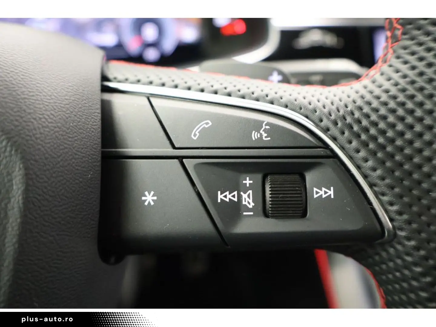 AUDI Q8 50 TDI quattro S line Navi Matrix HUD