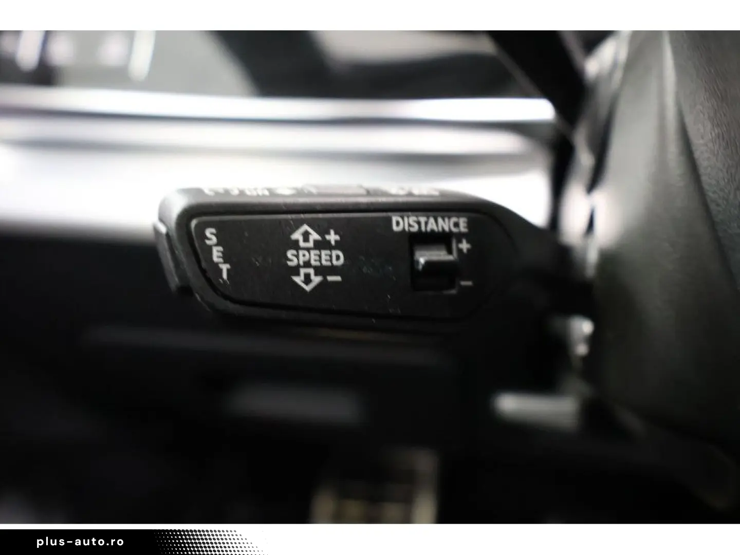 AUDI Q8 50 TDI quattro S line Navi Matrix HUD