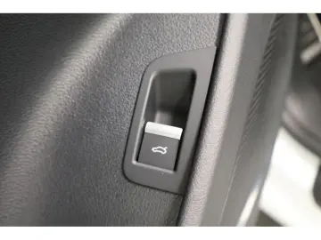 AUDI Q8 50 TDI quattro S line Navi Matrix HUD