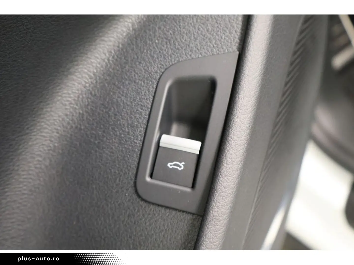 AUDI Q8 50 TDI quattro S line Navi Matrix HUD