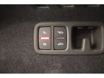 AUDI Q8 50 TDI quattro S line Navi Matrix HUD
