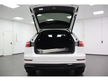 AUDI Q8 50 TDI quattro S line Navi Matrix HUD