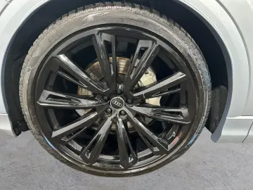 AUDI Q8 50 TDI QUATT S LINE HD MATRIX AHK B&O PANO