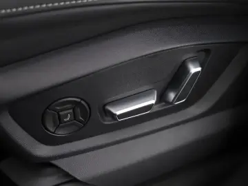 AUDI Q8 50 TDI Q Tip. S line