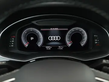 AUDI Q8 50 TDI Q Tip. S line