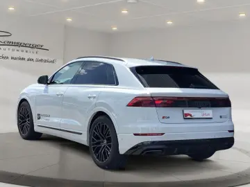 AUDI Q8 50 TDI quat. S line Matrix HUD Stdhz Pano AHK
