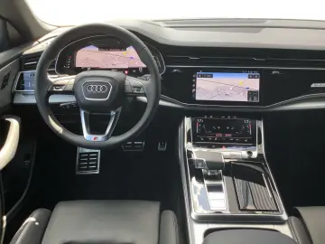 AUDI Q8 50 TDI quat. S line Matrix HUD Stdhz Pano AHK
