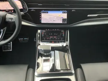 AUDI Q8 50 TDI quat. S line Matrix HUD Stdhz Pano AHK