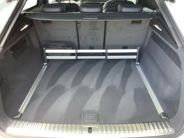 AUDI Q8 50 TDI quat. S line Matrix HUD Stdhz Pano AHK