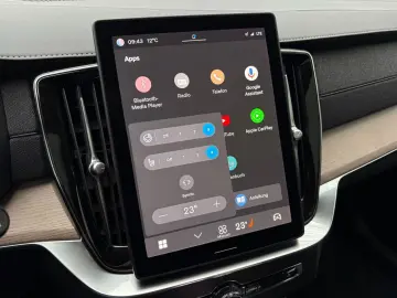 VOLVO XC90 T8 Plus Bright Facelift Head-Up PANO 360 AC