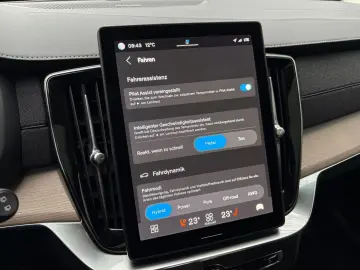 VOLVO XC90 T8 Plus Bright Facelift Head-Up PANO 360 AC