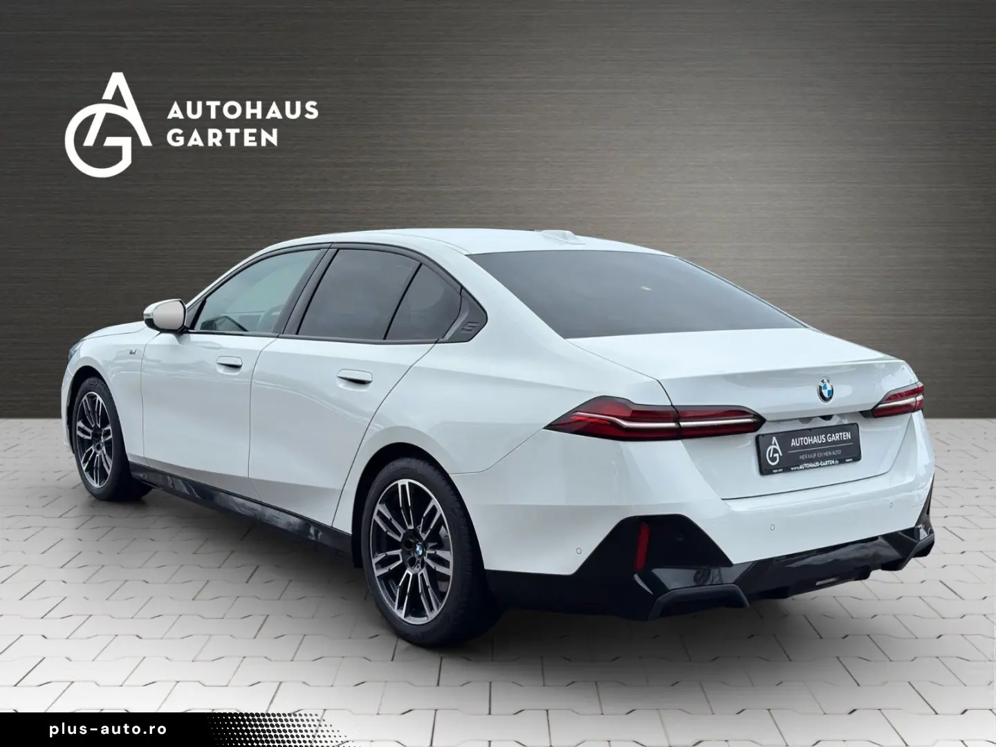 BMW 520 i M Sport LED Kamera Leder ERST 10.000 KM