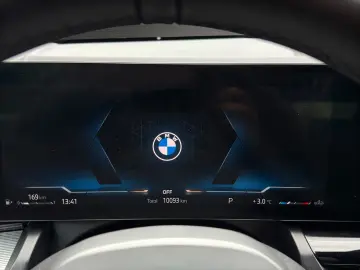 BMW 520 i M Sport LED Kamera Leder ERST 10.000 KM