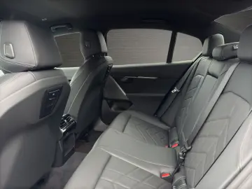 BMW 520 i M Sport LED Kamera Leder ERST 10.000 KM