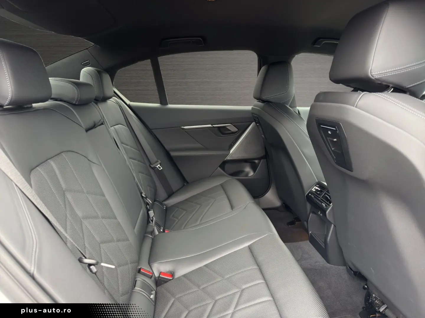 BMW 520 i M Sport LED Kamera Leder ERST 10.000 KM