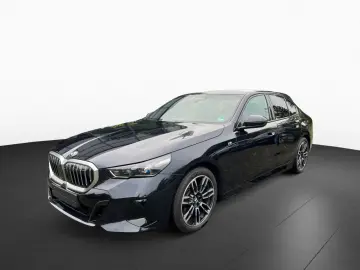 BMW 520i M Sport Pano AHK DAPro AdLED 360  H K HUD