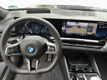 BMW 520i M Sport Pano AHK DAPro AdLED 360  H K HUD