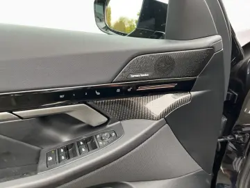 BMW 520i M Sport Pano AHK DAPro AdLED 360  H K HUD