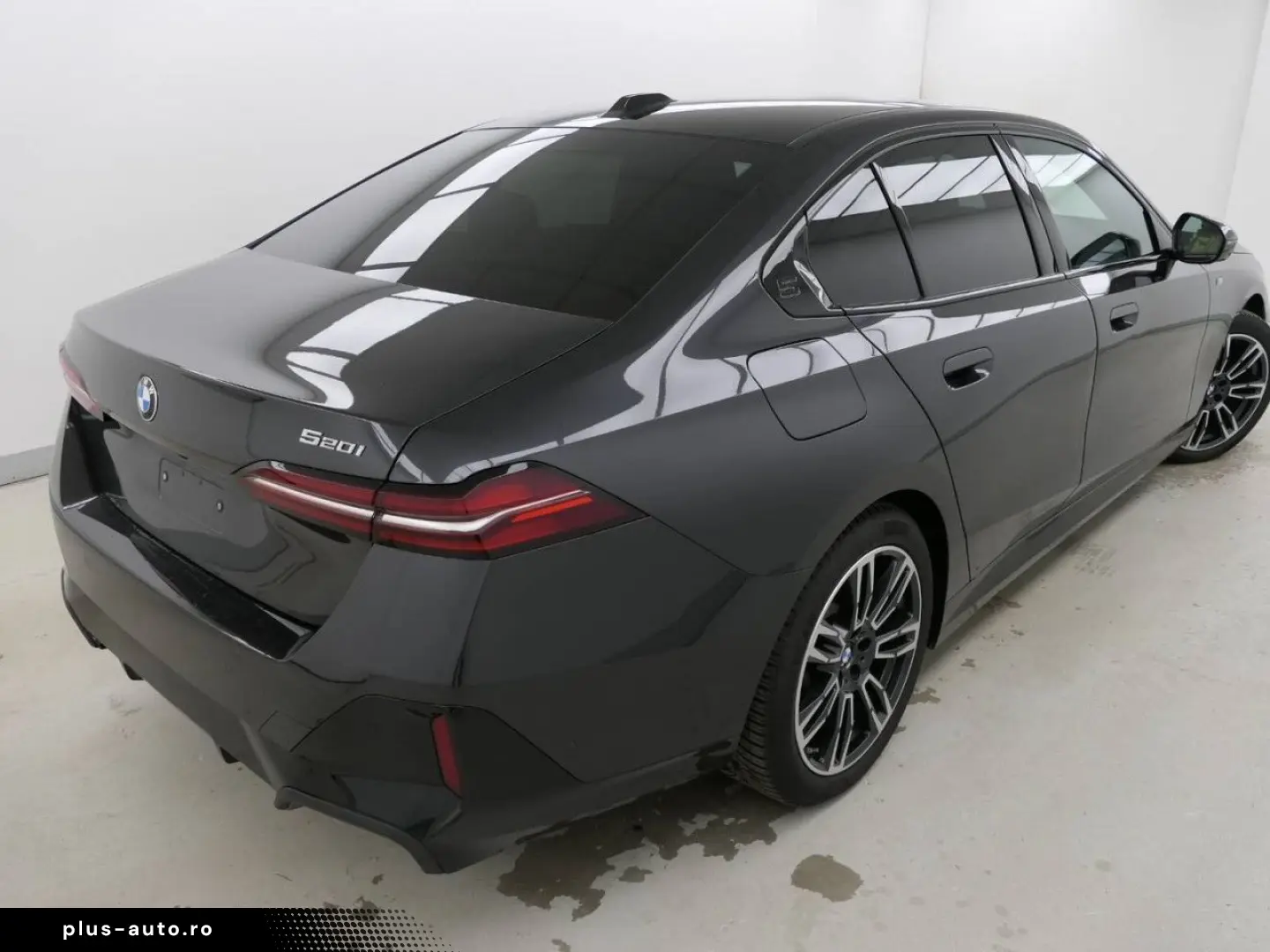 BMW 520i M Sport AHK DA  PA  H K AdpLED LCPro Travel