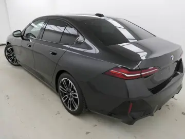 BMW 520i M Sport AHK DA  PA  H K AdpLED LCPro Travel