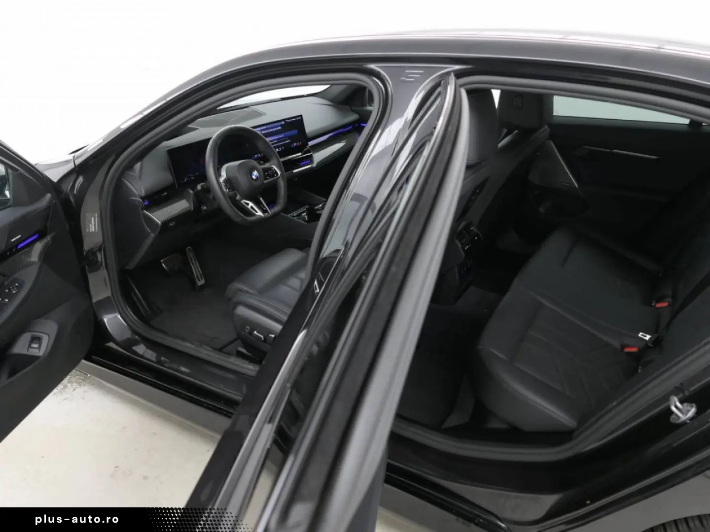 BMW 520i M Sport AHK DA  PA  H K AdpLED LCPro Travel