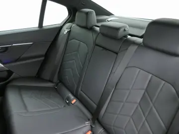 BMW 520i M Sport AHK DA  PA  H K AdpLED LCPro Travel