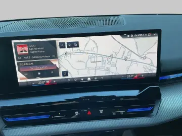 BMW 520 i M Sportpaket AHK LED ACC Navi  Soundsystem