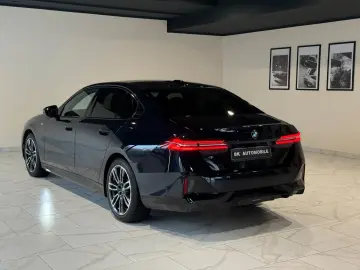 BMW 520 i M Sport Pano Shadow-Line Head-up AHK SHZ