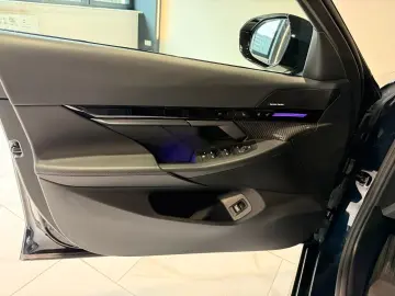 BMW 520 i M Sport Pano Shadow-Line Head-up AHK SHZ