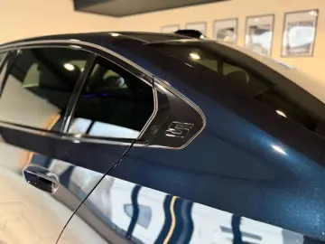 BMW 520 i M Sport Pano Shadow-Line Head-up AHK SHZ