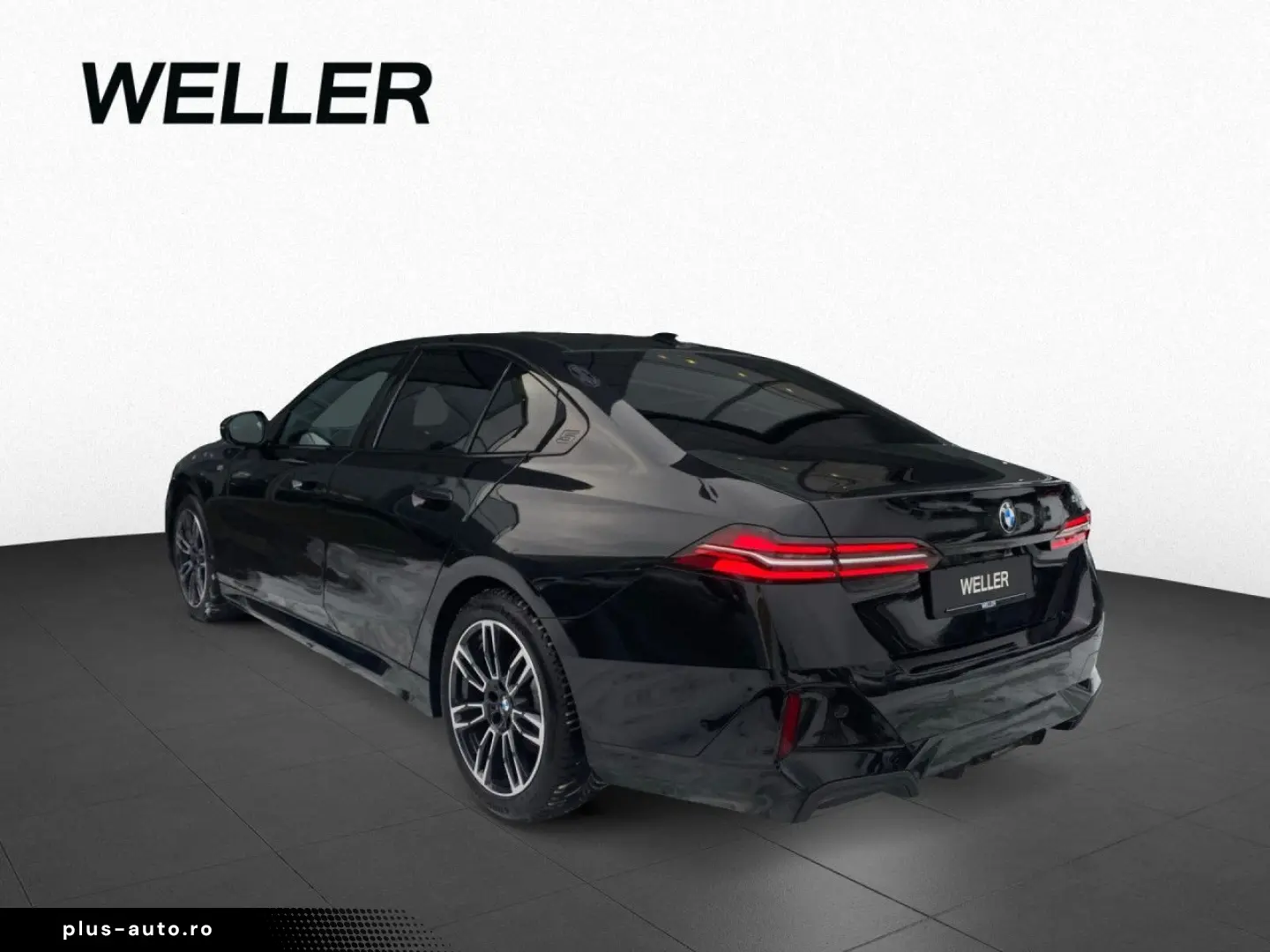 BMW 520i Lim M SPORT AdLED AHK Pano StHz H K St Go