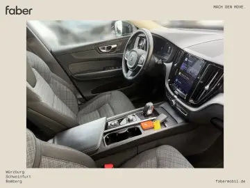 VOLVO XC60 B4 Diesel Momentum Pro 2WD