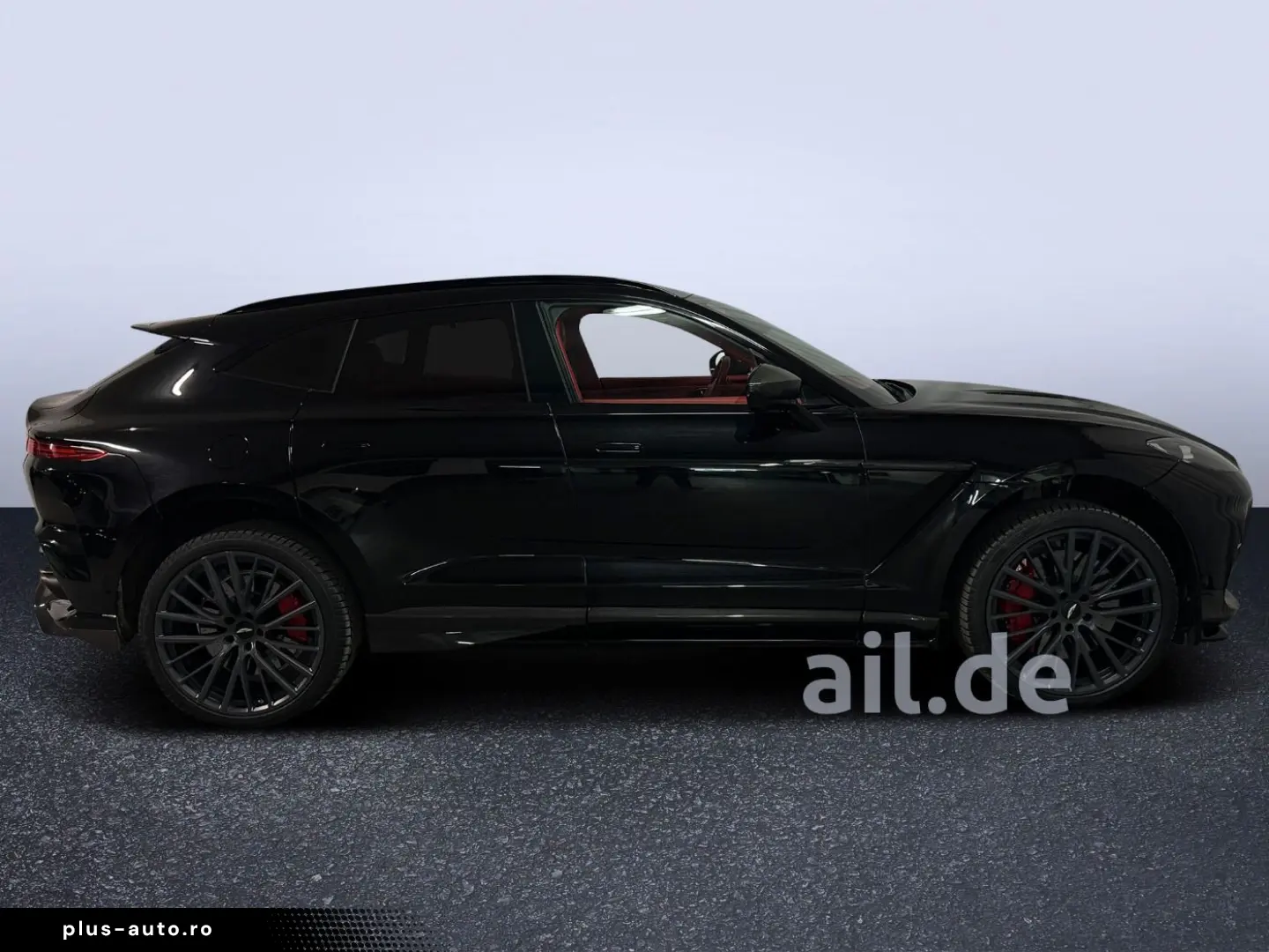 ASTON MARTIN DBX 707