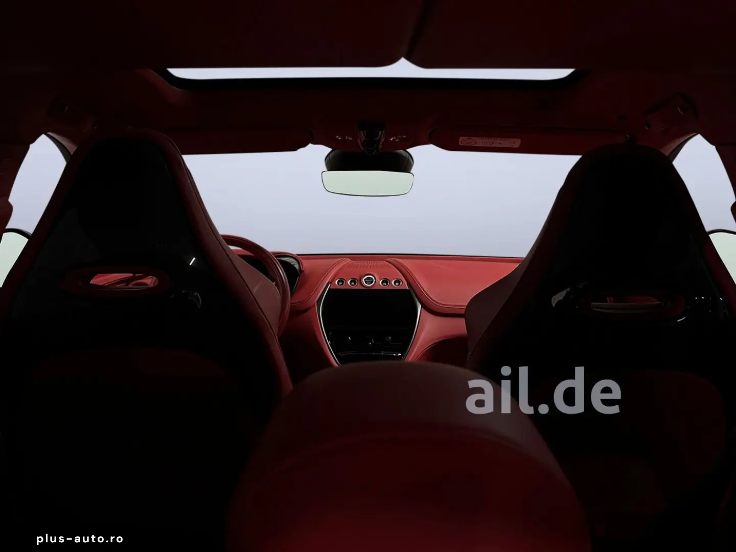 ASTON MARTIN DBX 707