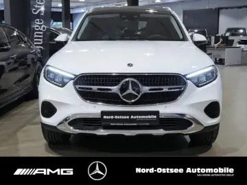 MERCEDES-BENZ GLC 200 4M Avantgarde Pano Distro Memory