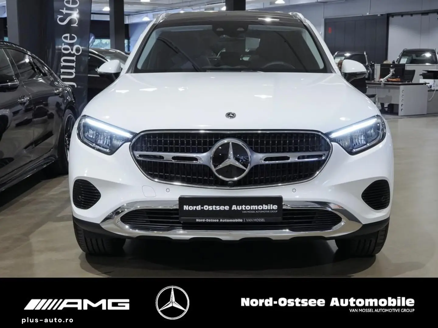 MERCEDES-BENZ GLC 200 4M Avantgarde Pano Distro Memory