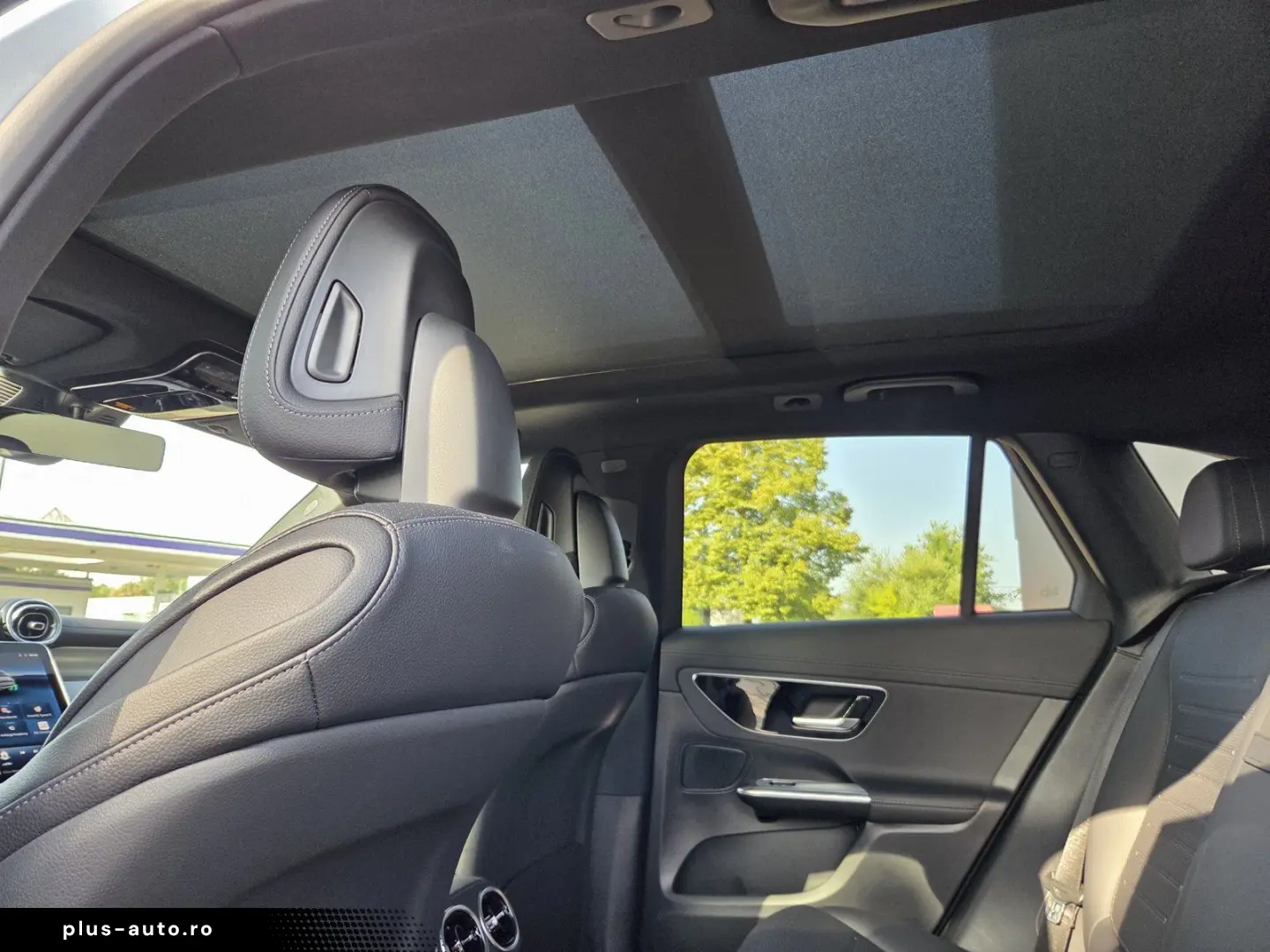 MERCEDES-BENZ GLC 200 AMG-LINE PANO  LEDER