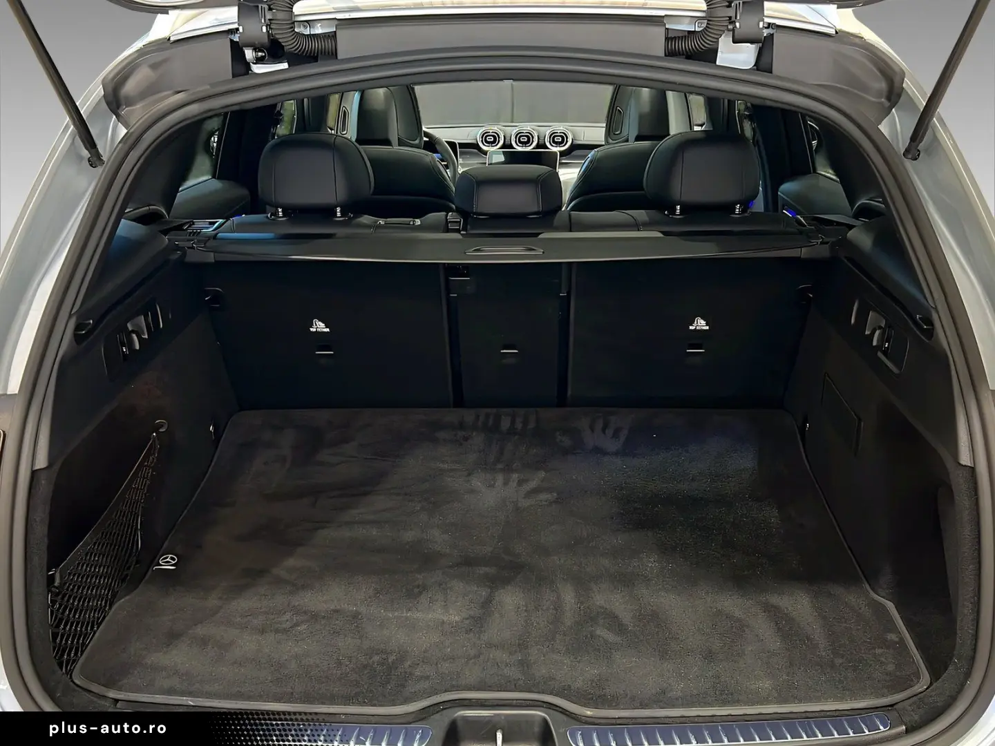 MERCEDES-BENZ GLC 200 4M AMG Pano Memo Kamera