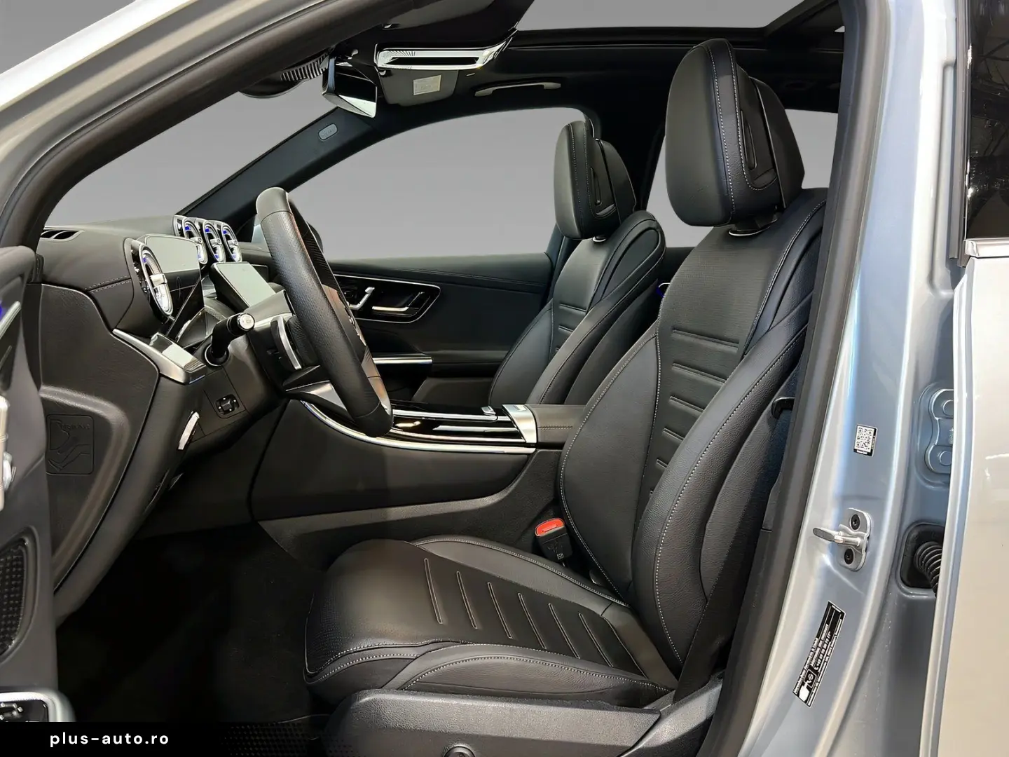 MERCEDES-BENZ GLC 200 4M AMG Pano Memo Kamera