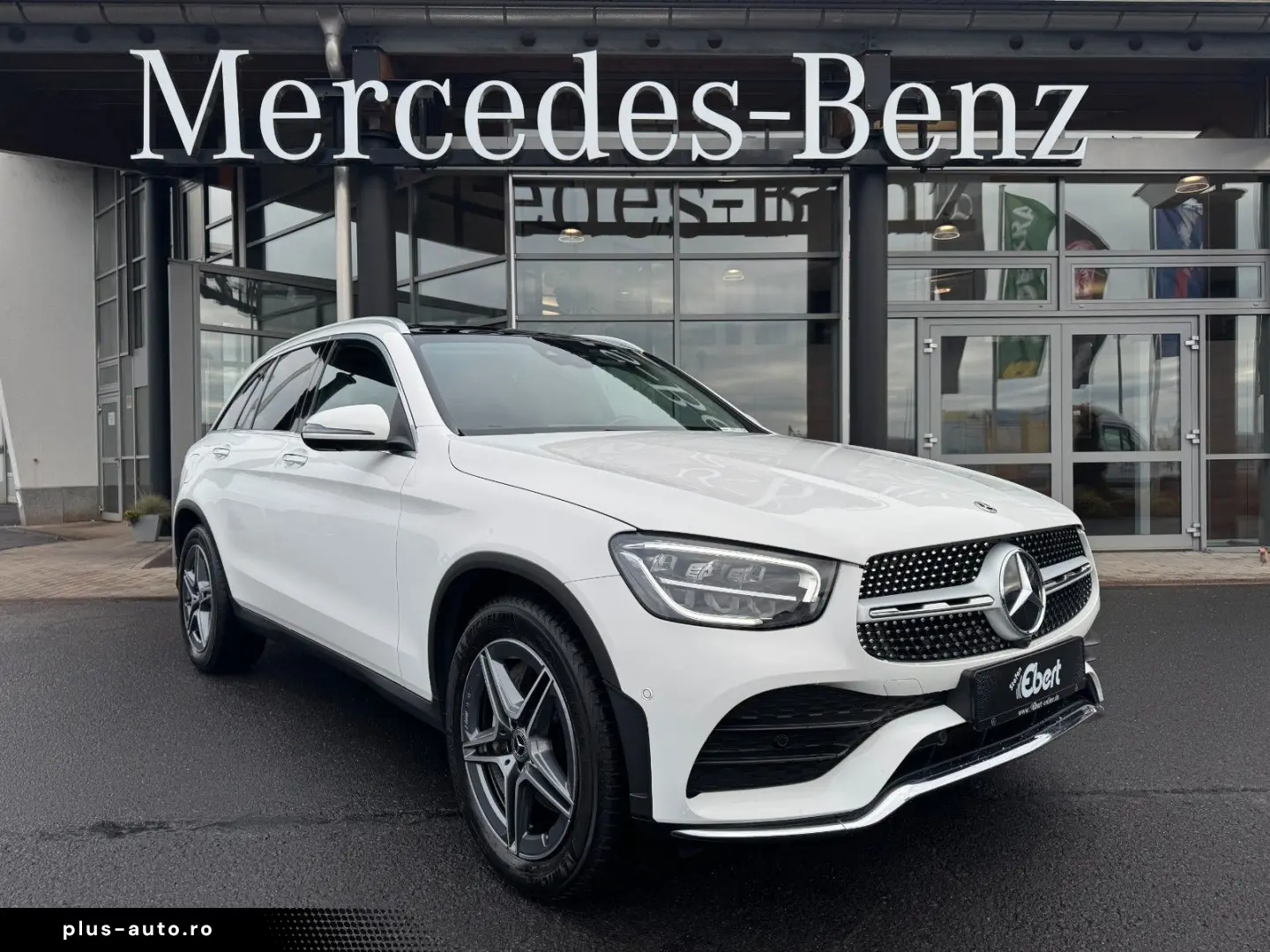 MERCEDES-BENZ GLC 200 4M AMG Pano Distr 360 HUD