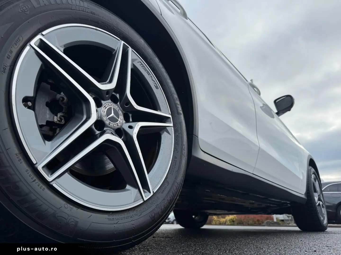 MERCEDES-BENZ GLC 200 4M AMG Pano Distr 360 HUD