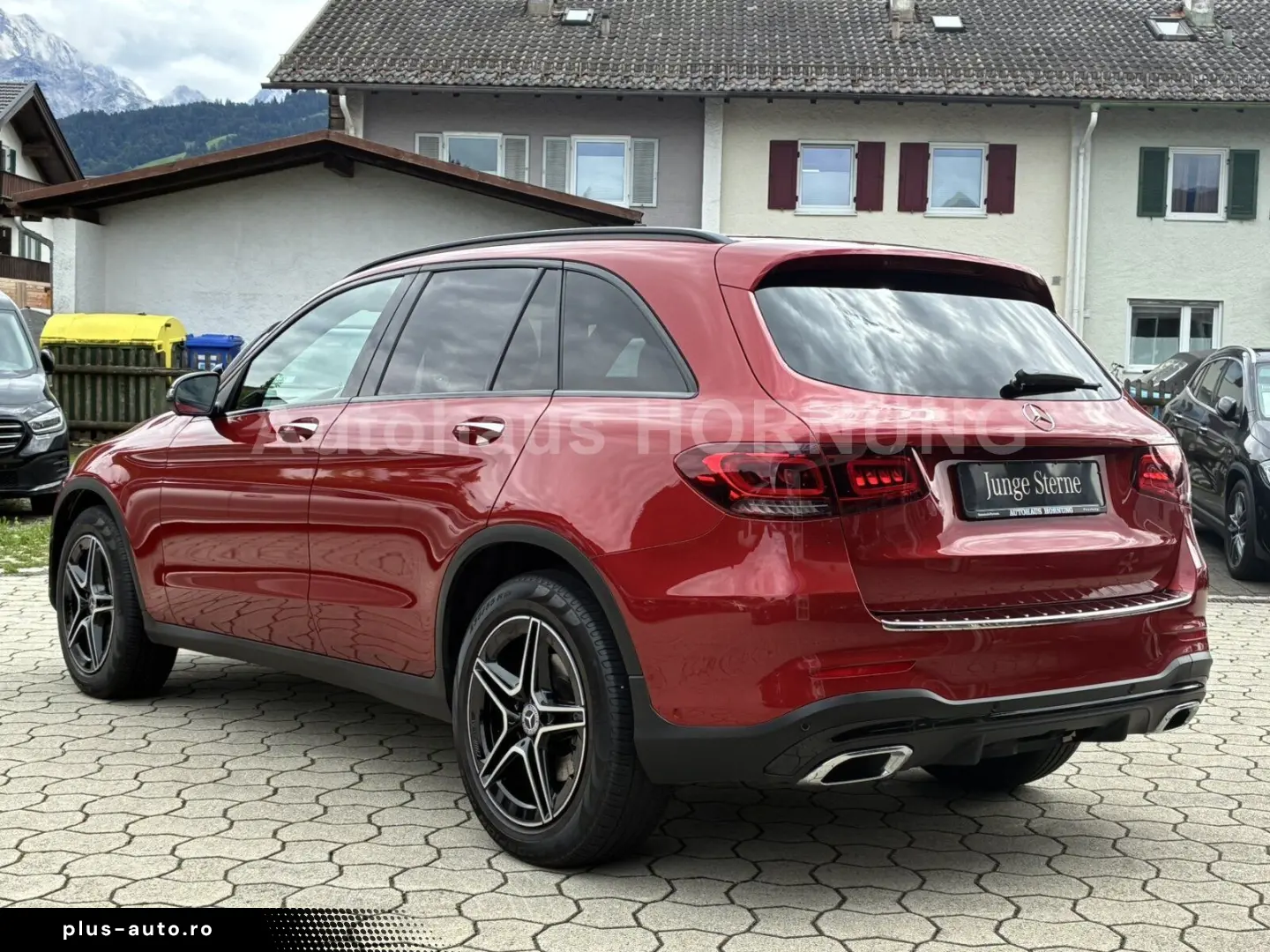 MERCEDES-BENZ GLC 200 AMG 4M PANO 360  DISTR NightP