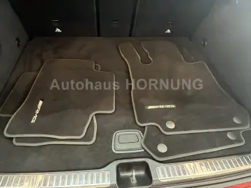 MERCEDES-BENZ GLC 200 AMG 4M PANO 360  DISTR NightP