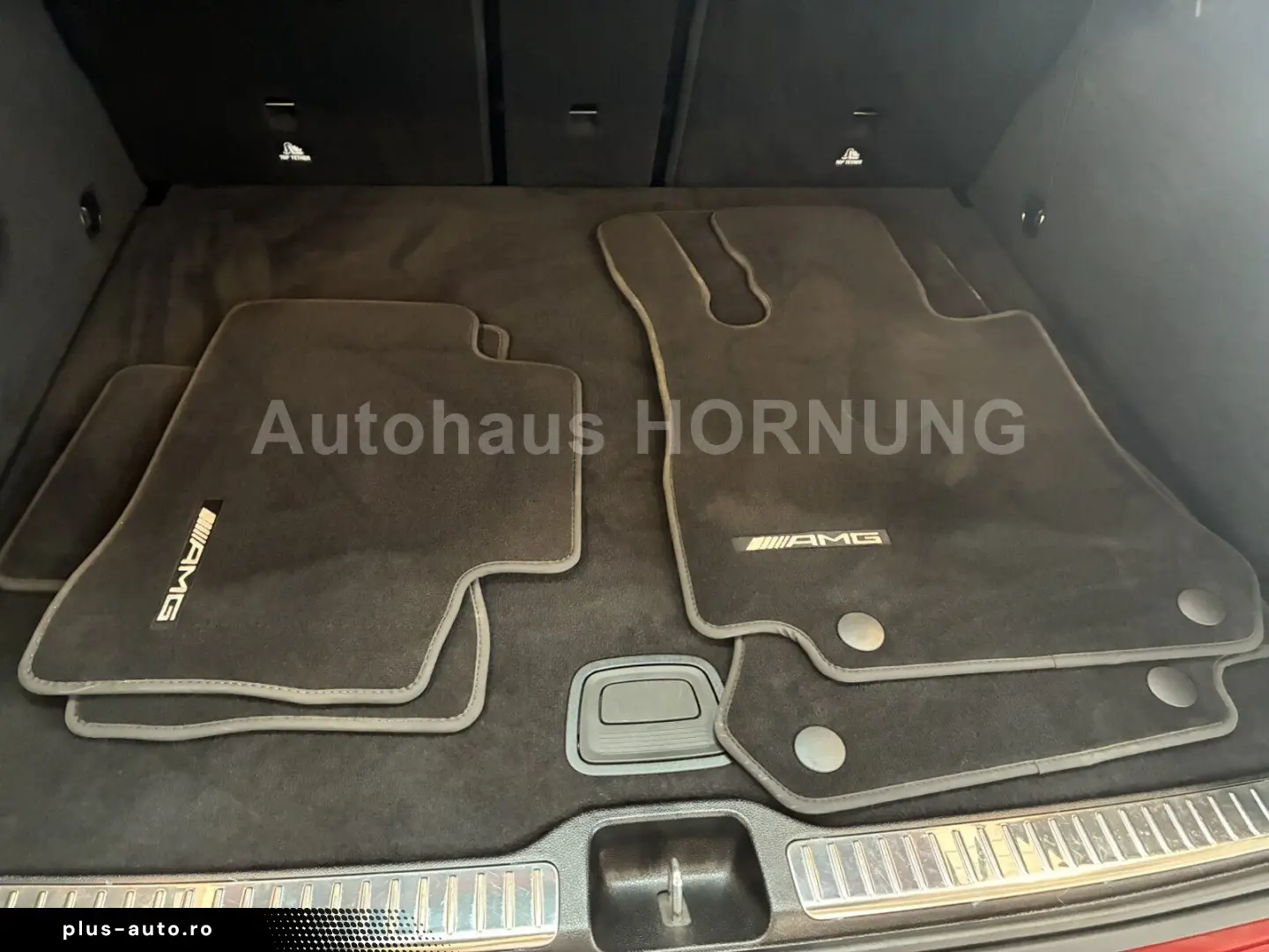 MERCEDES-BENZ GLC 200 AMG 4M PANO 360  DISTR NightP