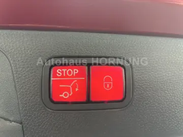 MERCEDES-BENZ GLC 200 AMG 4M PANO 360  DISTR NightP