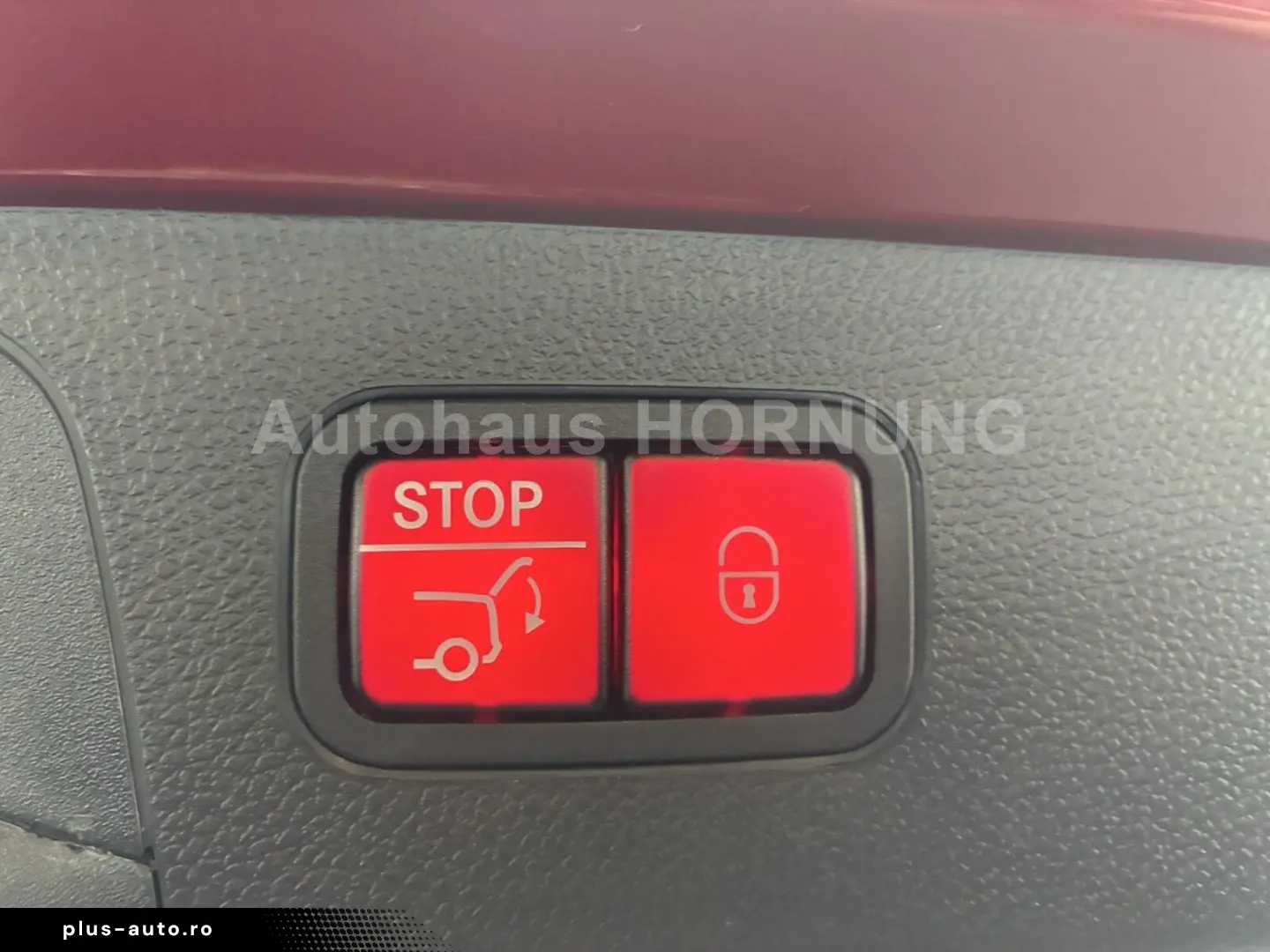 MERCEDES-BENZ GLC 200 AMG 4M PANO 360  DISTR NightP