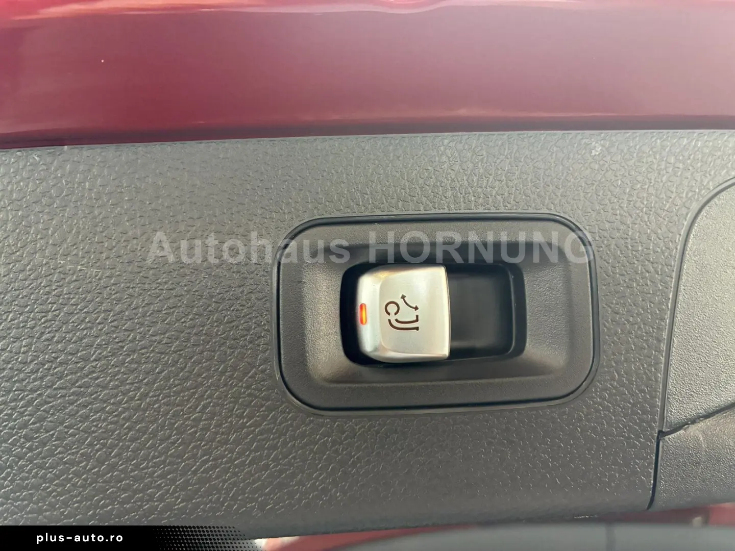 MERCEDES-BENZ GLC 200 AMG 4M PANO 360  DISTR NightP