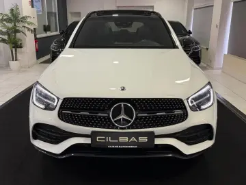 MERCEDES-BENZ GLC 200 4M AMG-LINE PANO DIGITAL