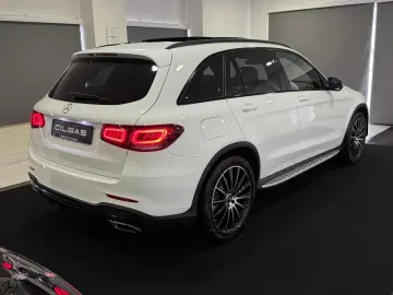 MERCEDES-BENZ GLC 200 4M AMG-LINE PANO DIGITAL