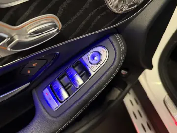 MERCEDES-BENZ GLC 200 4M AMG-LINE PANO DIGITAL